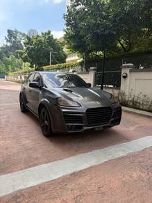 Porsche Cayenne in Mutiara Damansara, SGR