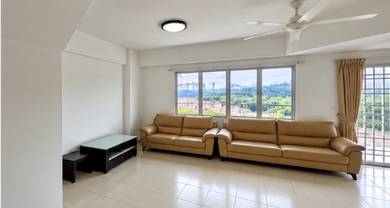 Condominium For Sale in Sering Akasia