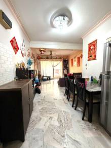 Apartment For Sale in Vista Lavender