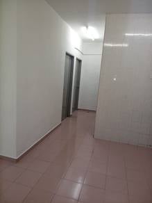Apartment For Rent in Taman Seri Sari