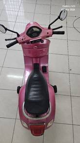 Scooter kids