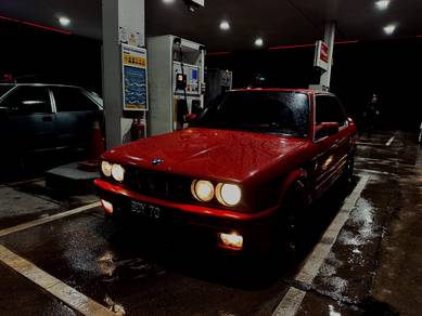 BMW 318i 18i (CKD) in Cyberjaya, SGR
