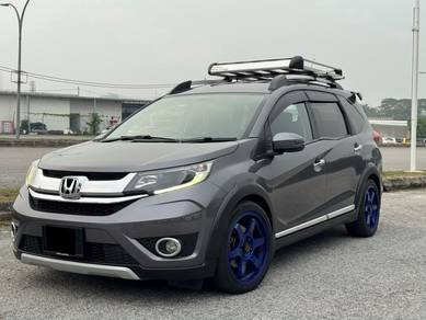 Honda BR-V V in Sungai Besi, KUL
