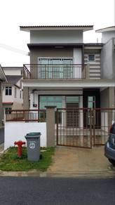 Room in Senai, JHR