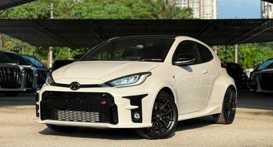 2022 Toyota Yaris E