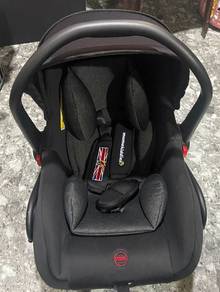 baby newborn carseat (up to 13kgs)