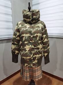 OP Ocean Pacific camo puffer jacket L 2092