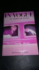 IN VOGUE -75 YEARS OF STYLE HARDCOVER BOOK Buku