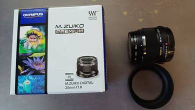 Olympus M Zuiko Digital 25 mm F1.8 Lens