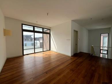 Bungalow House For Sale in Kota Kemuning,SGR