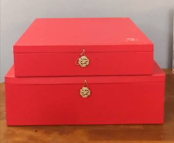Resort World Genting gift set plate