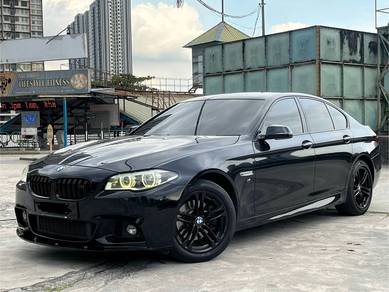 BMW 528i 28i M SPORT in Cheras, SGR