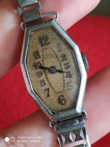 Vintage Sarda lady watch