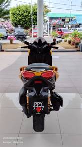 Yamaha XMAX
