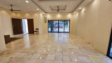 Semi-Detached House For Rent in Klang,SGR
