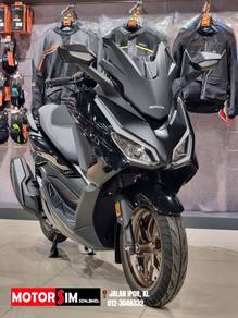 Honda Forza 250
