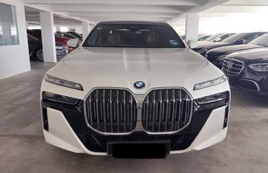 BMW 750i 50e xDRIVE M SPORT in Johor Bahru, JHR