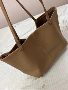 Handbag to letgo