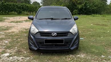 Perodua Axia G in Setia Alam, SGR