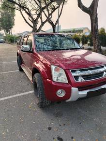 Isuzu D-Max Ddi iTEQ 4x4 (TYPE B) in Kuching, SWK