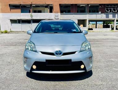 Toyota Prius LUXURY (HYBRID) in Ampang, SGR