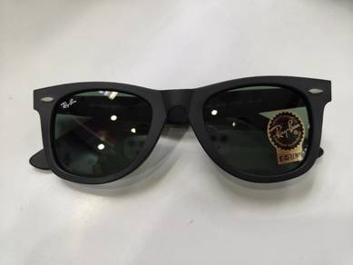 rayban wayfarer mate black