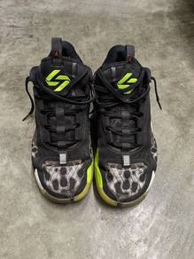 Air Jordan Luka 2 "Black Volt"