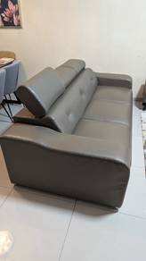 Sofa 3+2 with adjustable headrest