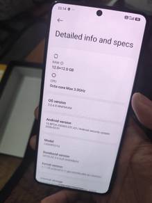 POCO F6 FOR SELL-RAM 12+12/512GB-SNAPDRAGON 8sGen3