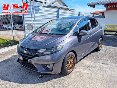 2016 Honda Jazz V