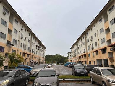 Flat For Sale in Taman Tampoi Utama Flat