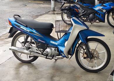 Yamaha SRX