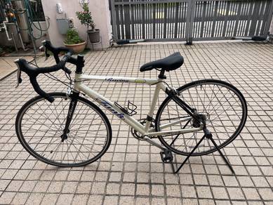 racing bicycle.