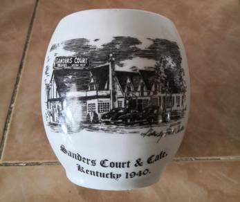 Cawan kfc barrel mug cup