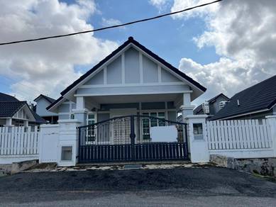 Bungalow House For Sale in Bemban,MLK