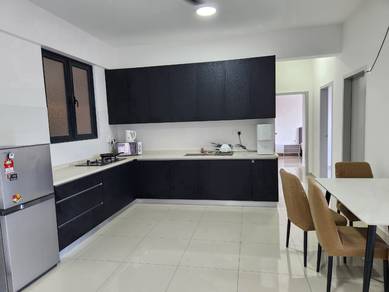 Condominium For Rent in Golden Triangle 2