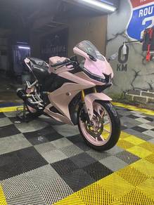 Yamaha R15