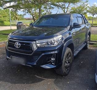 Toyota Hilux BLACK EDITION in Sandakan, SBH