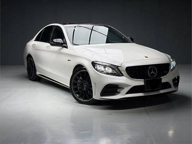 Mercedes Benz C43 AMG 43 4MATIC in Seri Kembangan, SGR