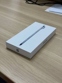 NEW Unopened - iPhone Air 256gb sky blue