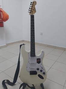 Gitar elektrik 