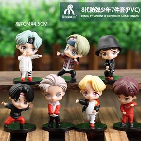 BTS Figurines Set