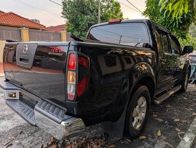 Nissan Navara COMFORT in Seri Kembangan, SGR