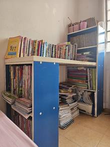 Meja belajar rak buku