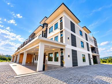 Townhouse For Sale in Dengkil,SGR