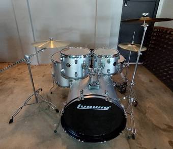 Guitar Set Studio Jamming Full Package 02