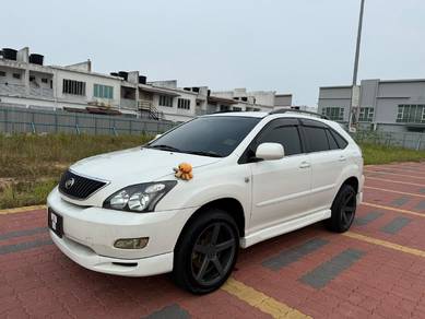 Toyota Harrier 300G ALCANTARA in Ampang, KUL