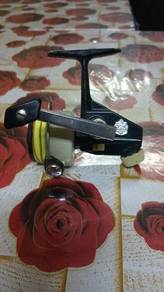 Abu Cardinal 33