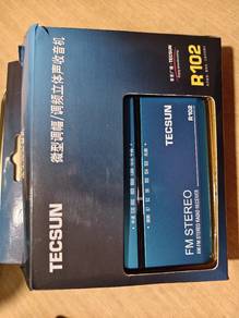 Tecsun R102 earphone FM radio