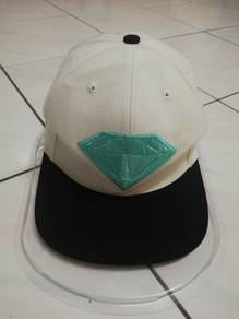 Cap DIAMOND SUPPLY